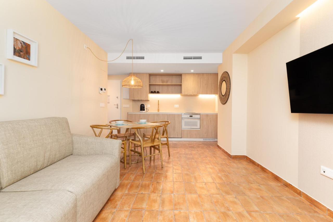 Apartamentos Las Ciencias K Valence Extérieur photo